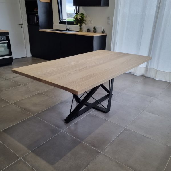 Langue d'oiseau - Table de repas en Frêne - Sur mesure