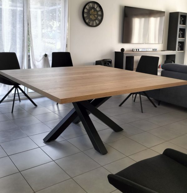 Sessile - Table de repas en Chêne - Carré