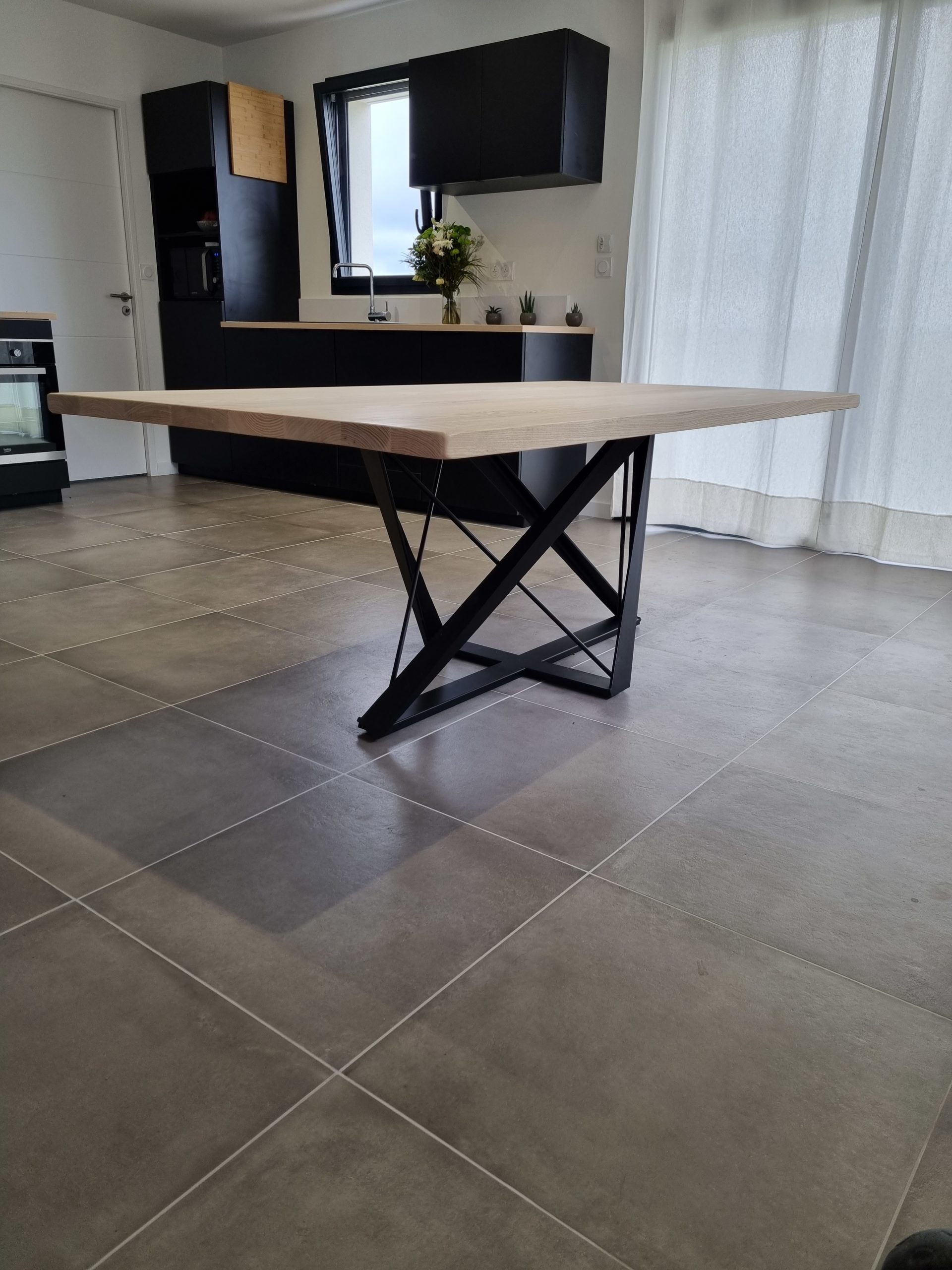 langue d'oiseau table de repas en frêne sur mesure