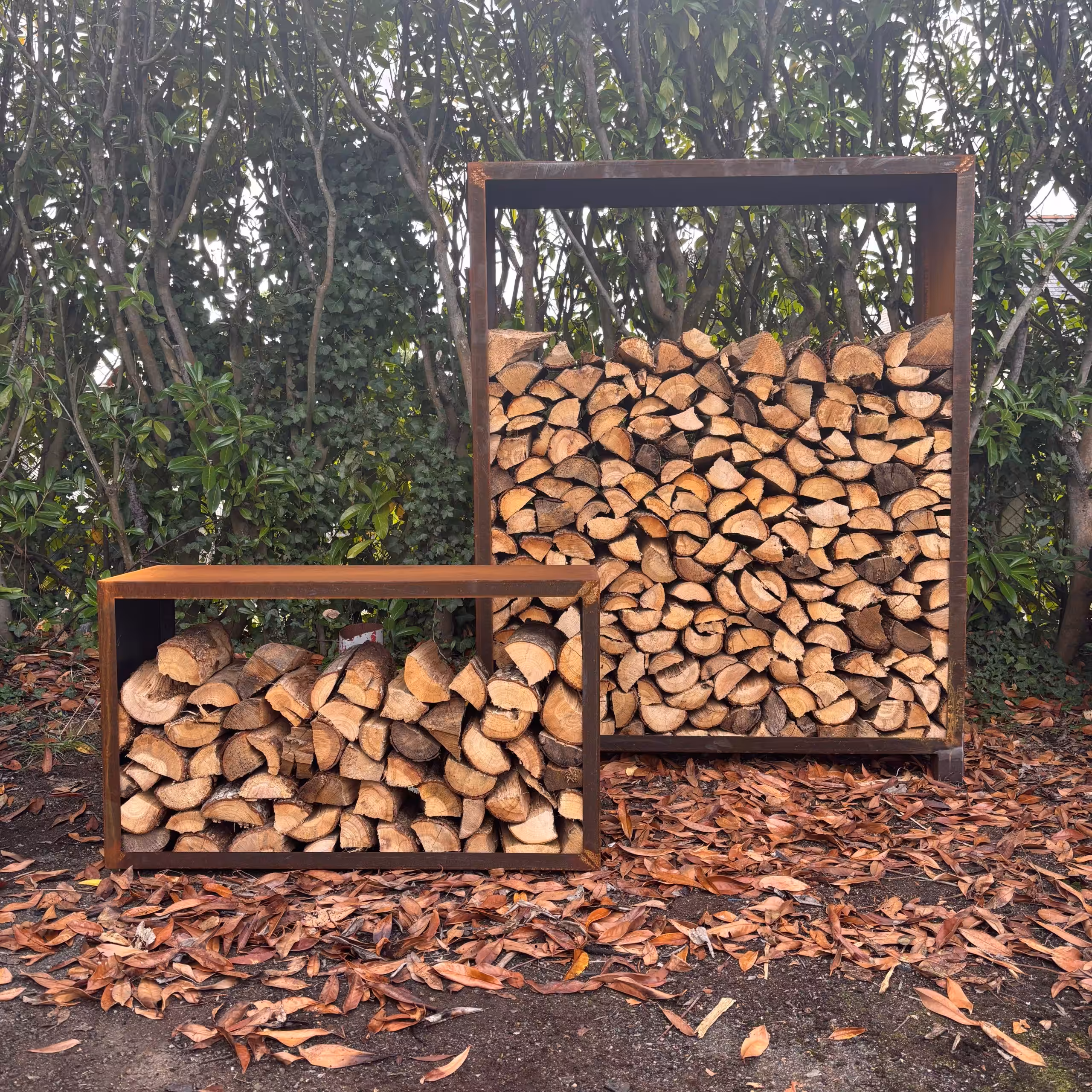 range bûches extérieur en corten